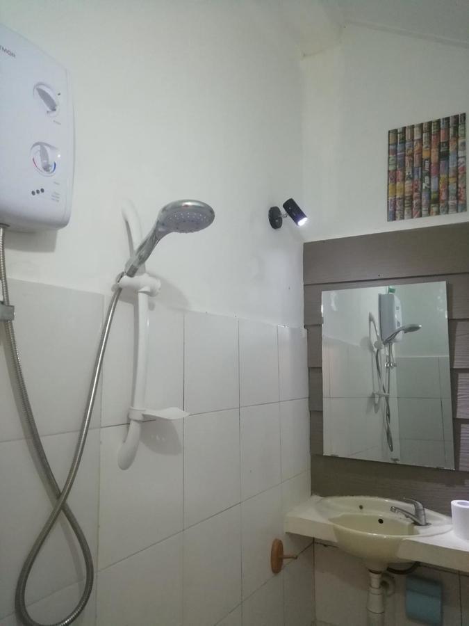 ラ カーザ ホームステイ スンギギ エクステリア 写真